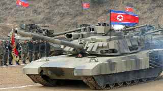КНДР демонстрирует танки нового типа